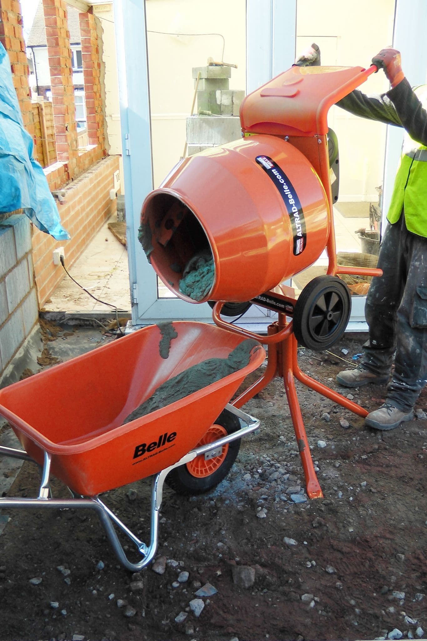 Belle Mini Mix 150 Cement Mixer Hire in Benfleet, Essex